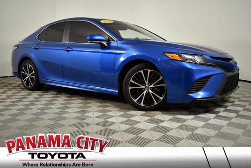 2020 Toyota Camry SE Nightshade