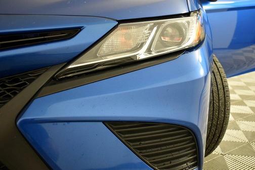 2020 Toyota Camry SE Nightshade