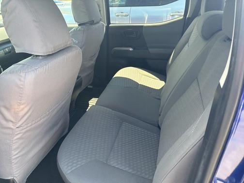 Blue Crush Metallic 2022 Toyota Tacoma SR5