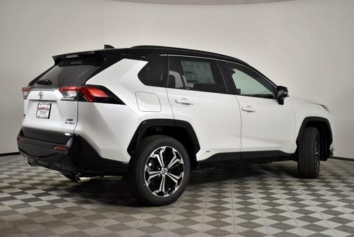 2025 Toyota RAV4 Plug-In Hybrid XSE
