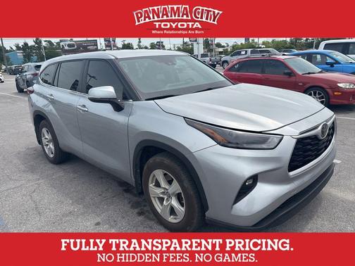Celestial Silver Metallic 2024 Toyota Highlander LE