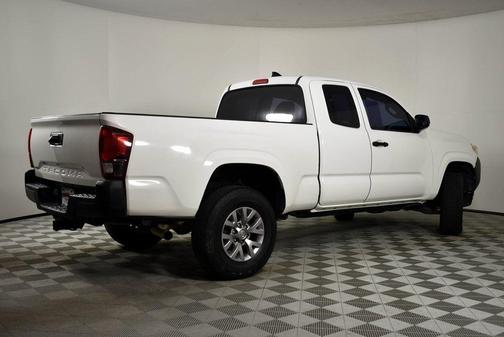 2018 Toyota Tacoma SR