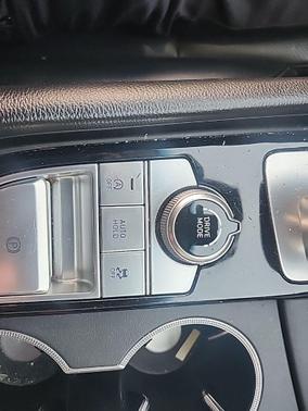 2020 Genesis G70 2.0T RWD