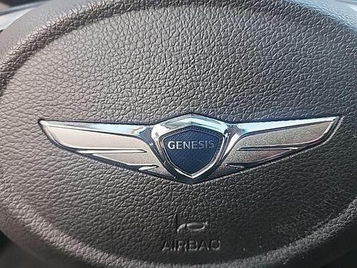 2020 Genesis G70 2.0T RWD