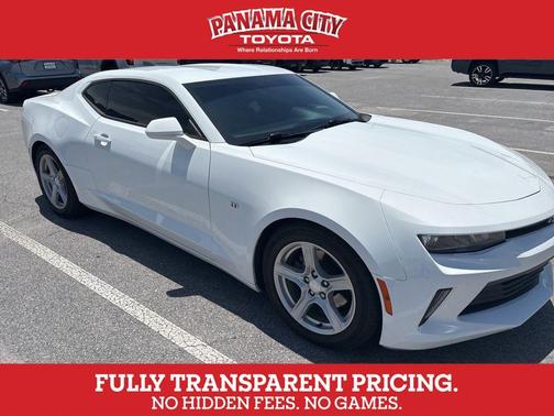 Summit White 2018 Chevrolet Camaro 1LT