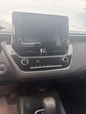 Classic Silver Metallic 2021 Toyota Corolla LE