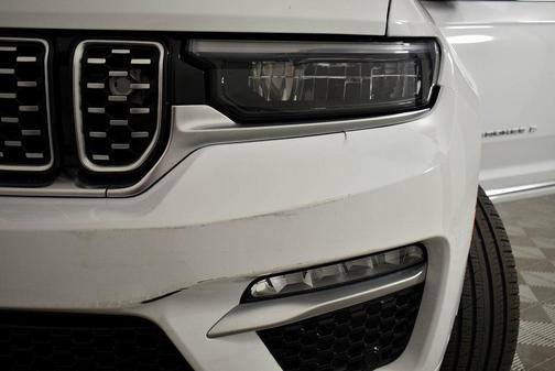 2023 Jeep Grand Cherokee Summit