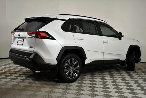 2023 Toyota RAV4 Hybrid XLE Premium