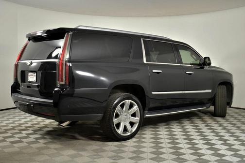 2018 Cadillac Escalade ESV Premium Luxury