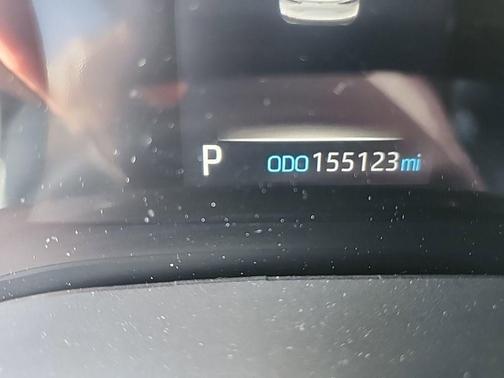 Midnight Black Metallic 2021 Toyota Sienna LE