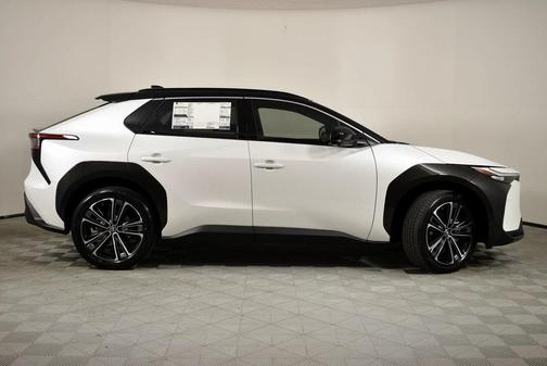 2024 Toyota bZ4X Limited