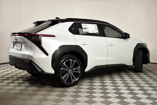 2024 Toyota bZ4X Limited