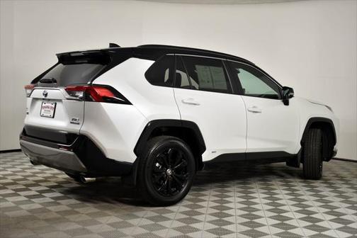 2024 Toyota RAV4 Hybrid SE