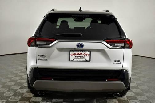 2024 Toyota RAV4 Hybrid SE