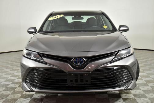 2018 Toyota Camry Hybrid LE