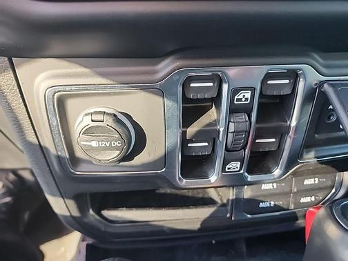 Earl Clearcoat 2023 Jeep Wrangler 4-Door Sahara 4x4