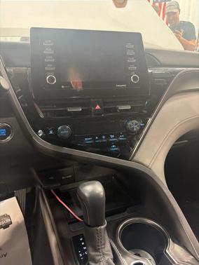 Ice 2023 Toyota Camry SE