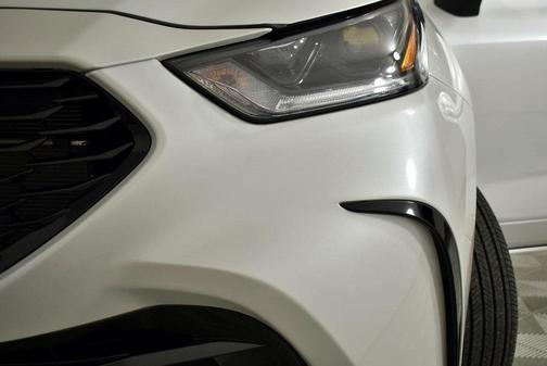 2025 Toyota Highlander XSE