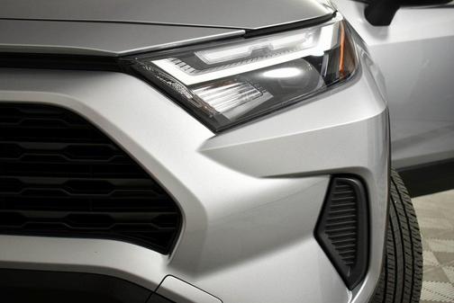 2023 Toyota RAV4 Hybrid LE
