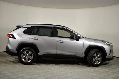 2023 Toyota RAV4 Hybrid LE