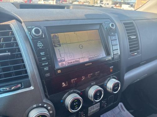 2010 Toyota Sequoia Platinum