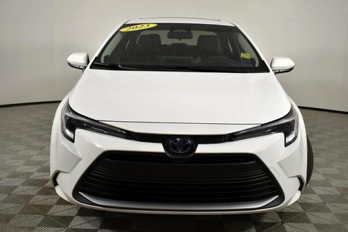 2023 Toyota Corolla Hybrid XLE