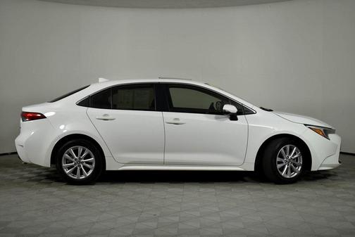 2023 Toyota Corolla Hybrid XLE