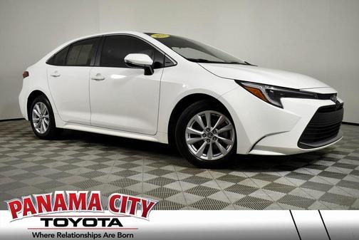 2023 Toyota Corolla Hybrid XLE