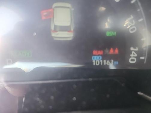 Wind Chill Pearl/Midnight Black Metallic 2024 Toyota RAV4 Hybrid SE