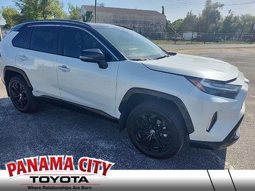Wind Chill Pearl/Midnight Black Metallic 2024 Toyota RAV4 Hybrid SE