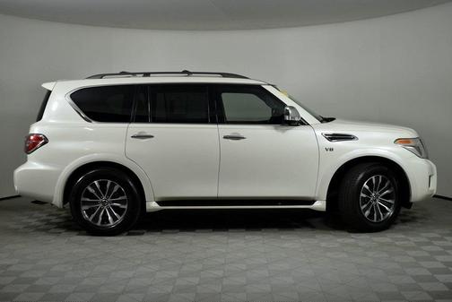 2017 Nissan Armada SL