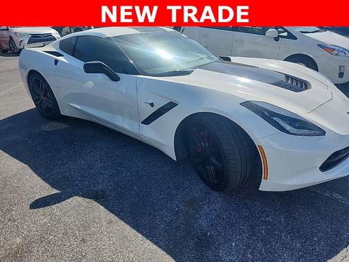 Arctic White 2016 Chevrolet Corvette Stingray Z51