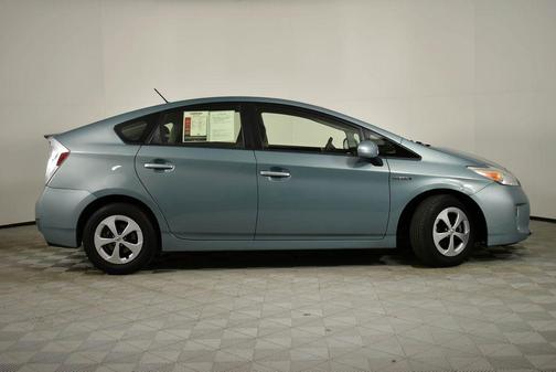 2015 Toyota Prius Three