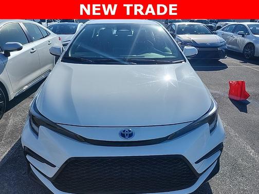 2024 Toyota Corolla Hybrid SE