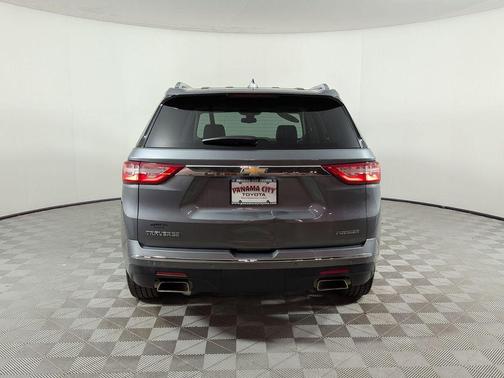 Satin Steel Metallic 2019 Chevrolet Traverse Premier