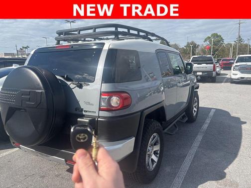 2014 Toyota FJ Cruiser Base