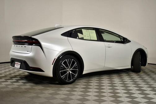 2024 Toyota Prius XLE