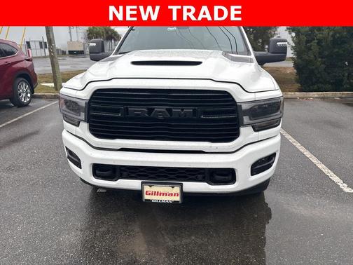 2024 RAM 3500 Laramie Crew Cab 4x4 8' Box