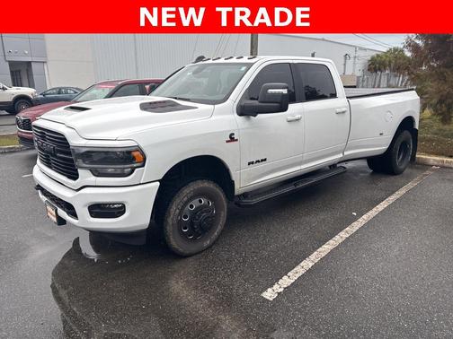 2024 RAM 3500 Laramie Crew Cab 4x4 8' Box