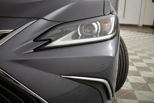 2020 Lexus ES 350 Base