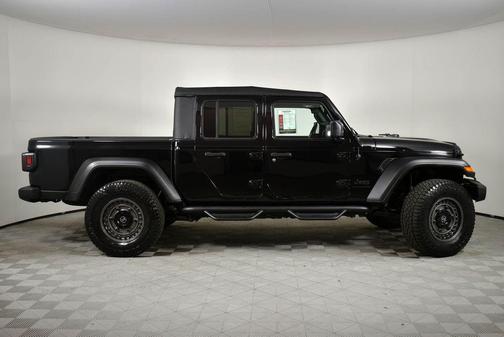 Black Clearcoat 2020 Jeep Gladiator Sport S