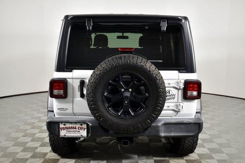 2020 Jeep Wrangler Unlimited Willys 4X4