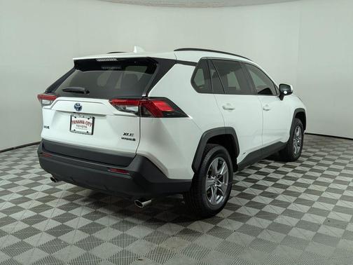 White 2022 Toyota RAV4 Hybrid XLE