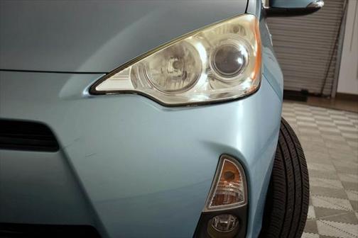 2014 Toyota Prius c Two