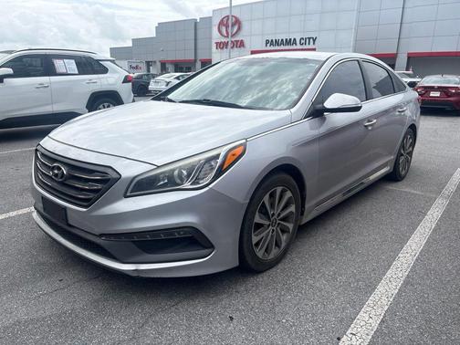 Symphony Silver 2017 Hyundai SONATA Sport