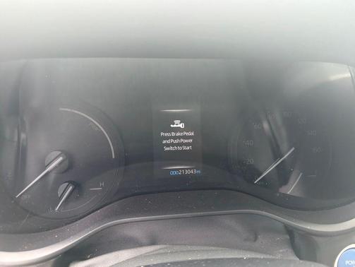 Celestial Silver Metallic 2022 Toyota Sienna LE