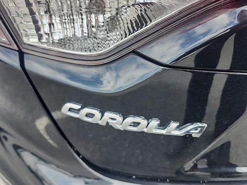 Black Sand Pearl 2022 Toyota Corolla LE