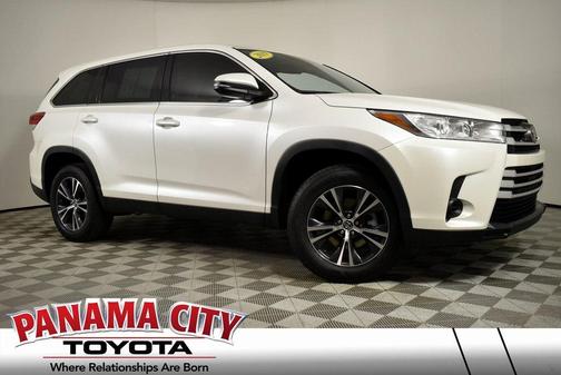 2019 Toyota Highlander LE I4
