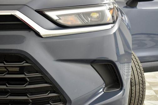 2025 Toyota Grand Highlander Hybrid XLE