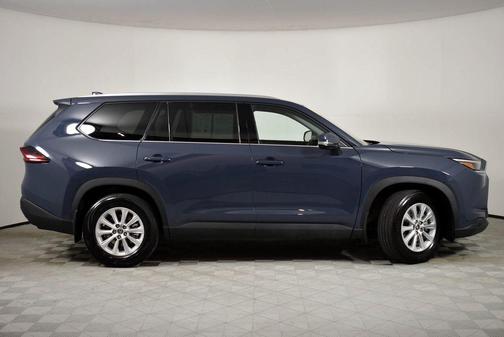 2025 Toyota Grand Highlander Hybrid XLE
